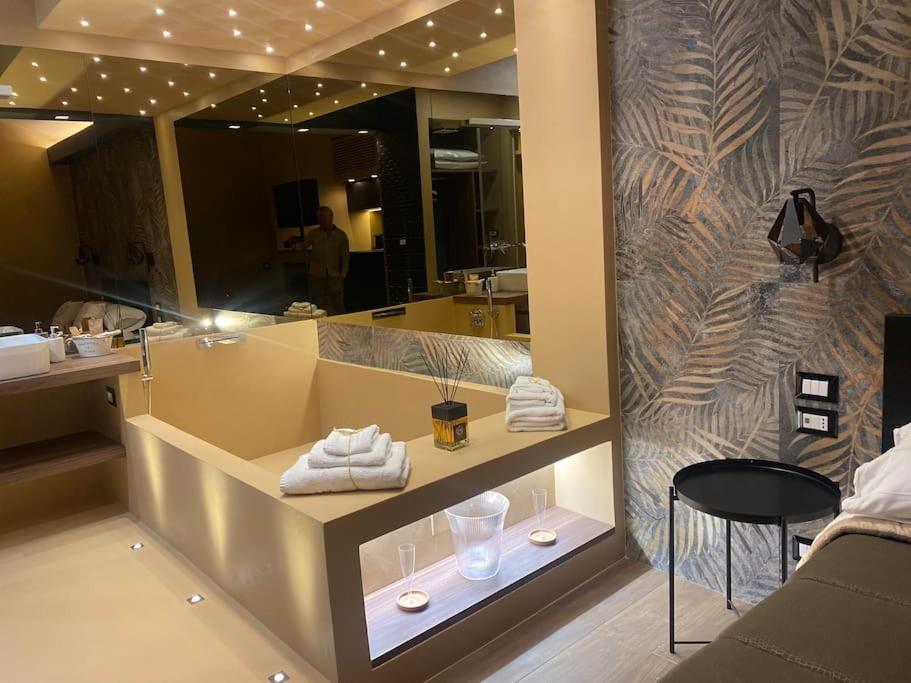 Montesantogroup Suite House Nel Centro Di Napoli Exteriér fotografie
