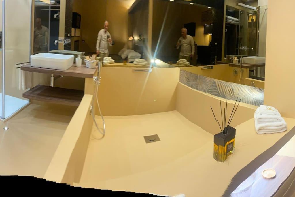 Montesantogroup Suite House Nel Centro Di Napoli Exteriér fotografie